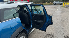 MINI Countryman 1.5 Cooper Classic ALL4 5dr Auto Petrol Hatchback